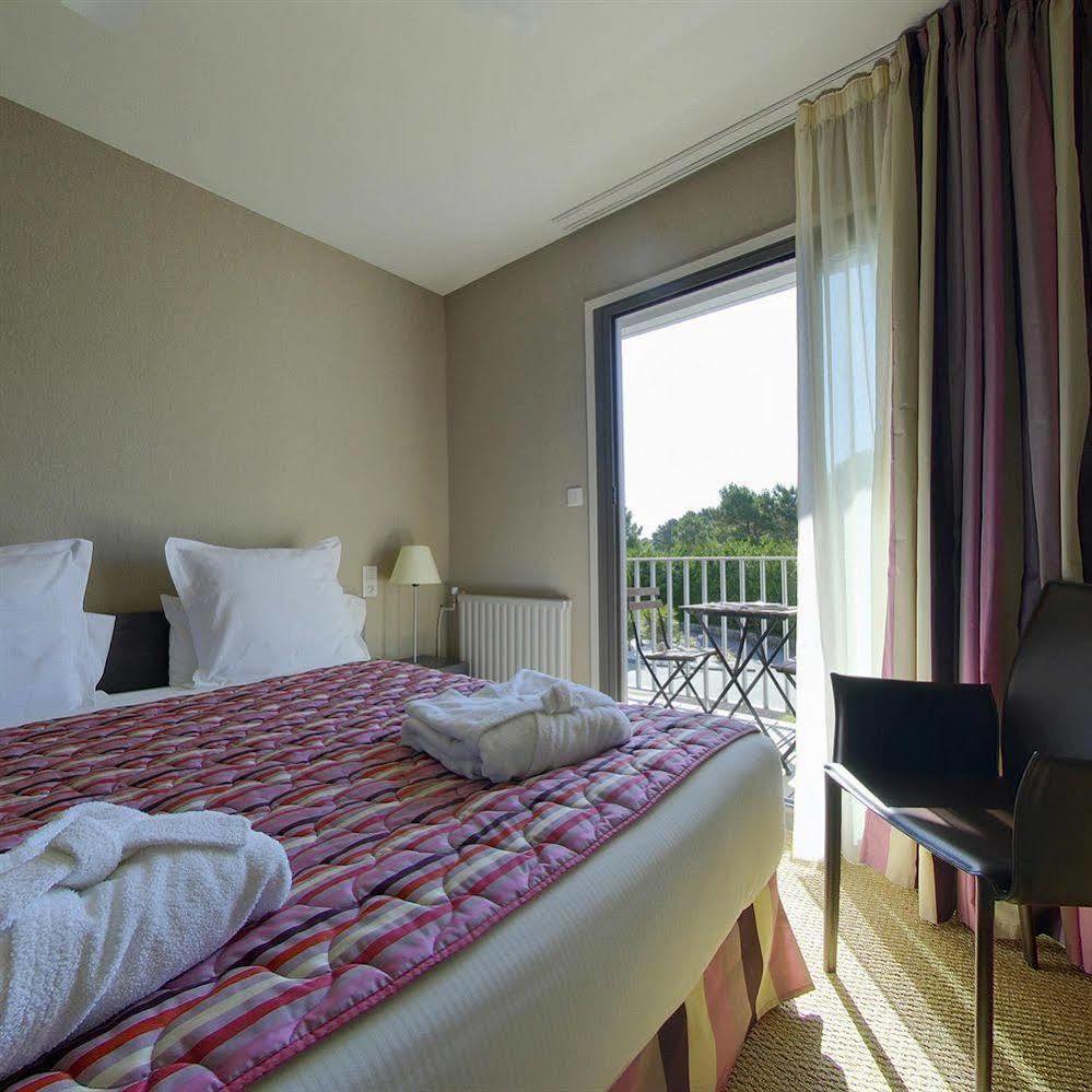 Le Galet Hotel & Spa Saint Philibert Bagian luar foto